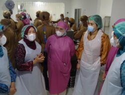 Hj. Hesti Haris Puji Pengelolaan SPPG Pasir Putih, Angkat Standar Gizi di Jambi