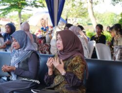 Hj. Hesti Haris Apresiasi Mahasiswa UT dalam Pelestarian Budaya Lokal pada Kegiatan Danau Sipin Berdaya