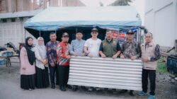 Bupati Monadi Tinjau Lokasi Puting Beliung, Serahkan Bantuan dan Pastikan Pemulihan Warga Terdampak