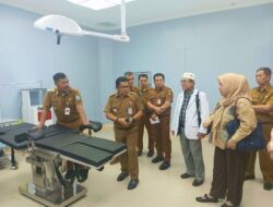 Evaluasi Fasilitas RSUD Bukit Kerman, Bupati Monadi Tegaskan Komitmen Tingkatkan Layanan BPJS untuk Masyarakat